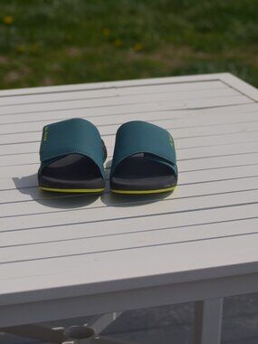 Reef Slides with bottle opener bottom